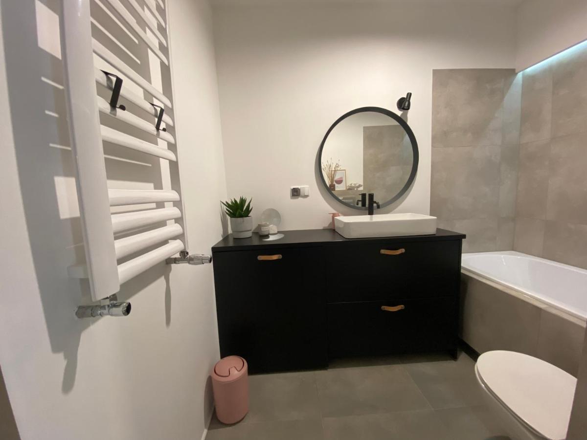 Apartament Moonapart Torun Apartment Bagian luar foto